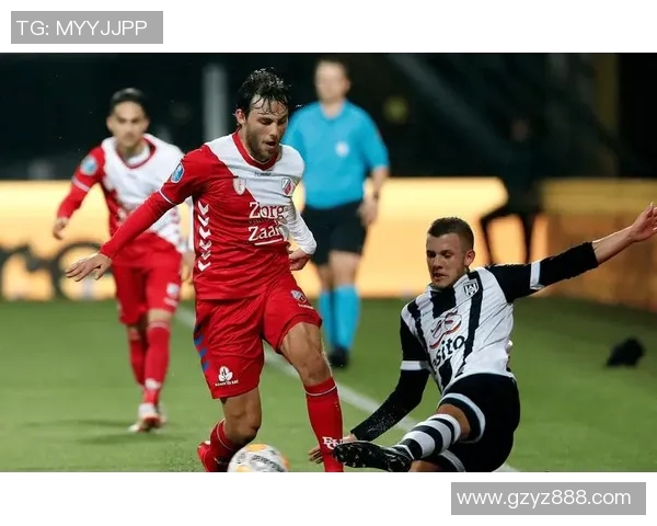 埃门与赫拉克勒斯的激烈对决揭示足球战术与团队合作的重要性 埃门与赫拉克勒斯的激烈对决揭示足球战术与团队合作的重要性