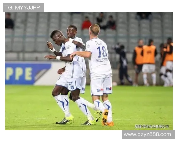 墨尔本骑士迎战休姆城争夺联赛冠军宝座的关键之战