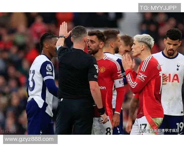 热刺与曼联激战成平局双方表现各有千秋引发热议 热刺与曼联激战成平局双方表现各有千秋引发热议