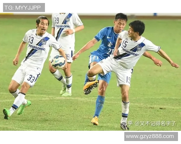浦和红钻迎战大阪钢巴争夺联赛关键三分的激烈对决