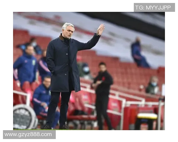 红牛与曼联激战结果揭晓球迷热议比赛精彩瞬间与战术分析 红牛与曼联激战结果揭晓球迷热议比赛精彩瞬间与战术分析