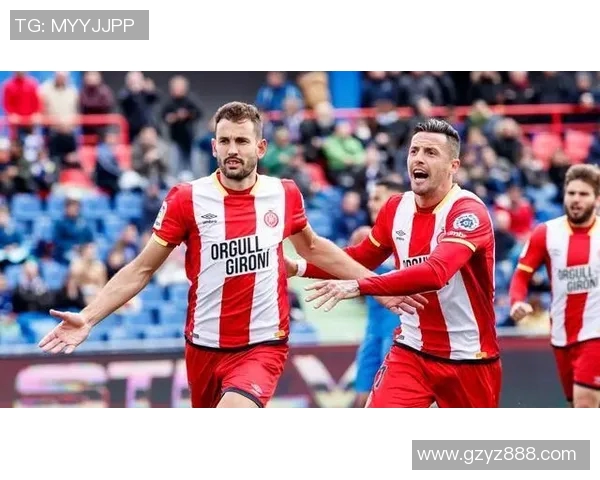 朗斯与尼奥尔历史交锋回顾及两队发展历程分析 朗斯与尼奥尔历史交锋回顾及两队发展历程分析