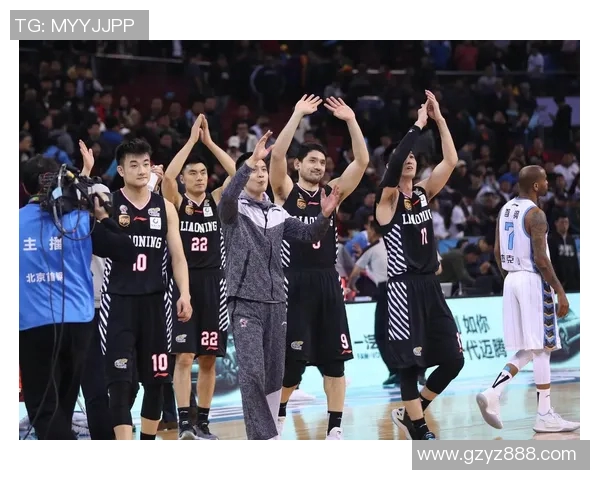 方硕的篮球之路:从青涩新星到CBA赛场的闪耀之光 方硕的篮球之路:从青涩新星到CBA赛场的闪耀之光