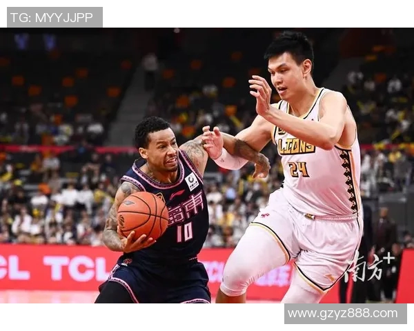 浙江广厦与广东宏远激战正酣谁能在CBA赛场上笑到最后